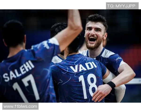 首尔足球俱乐部与城南足球俱乐部的激烈对决引发的战术分析与球迷热议